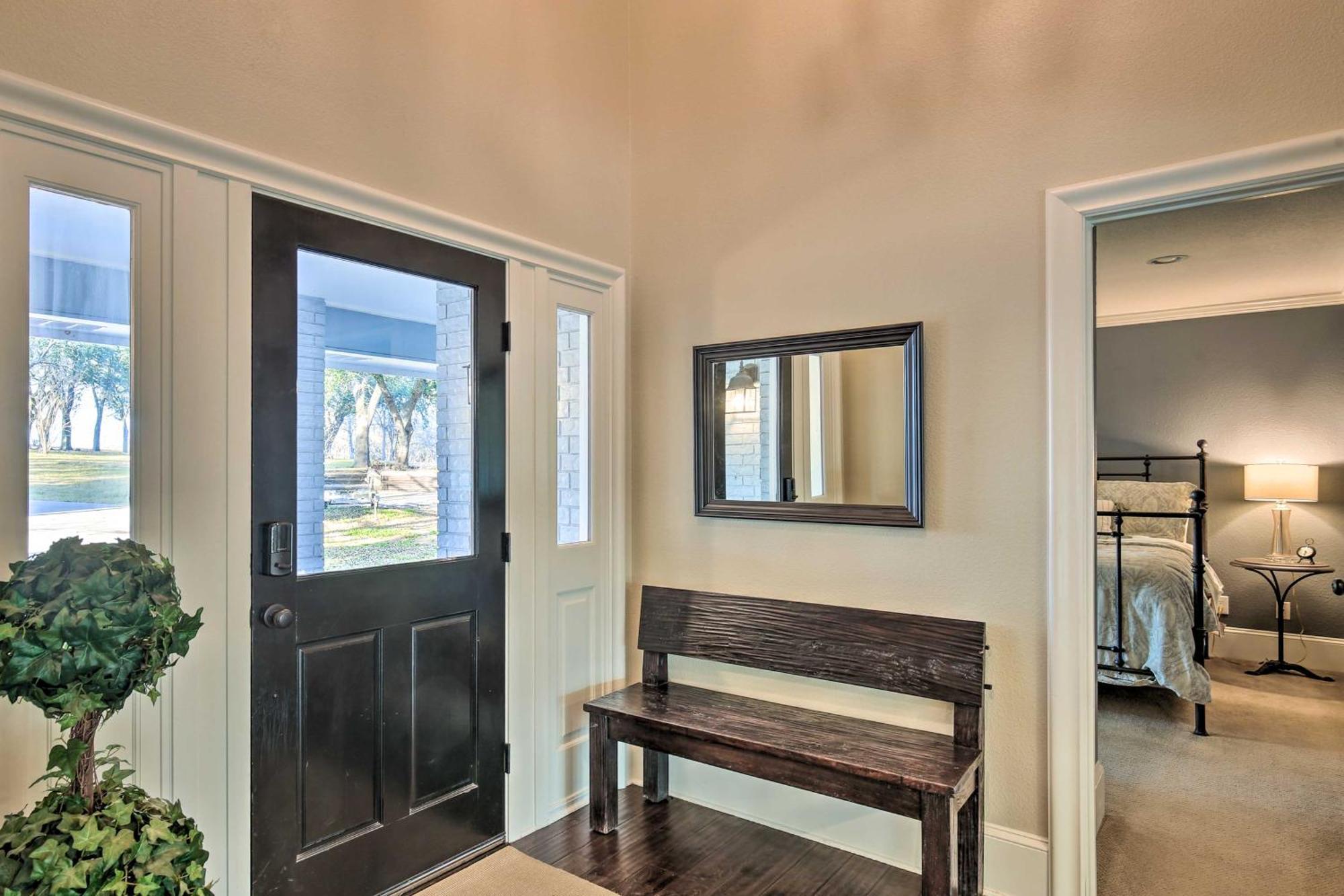 Waterfront Seguin Gem With Private Dock And Fire Pit! Exterior foto